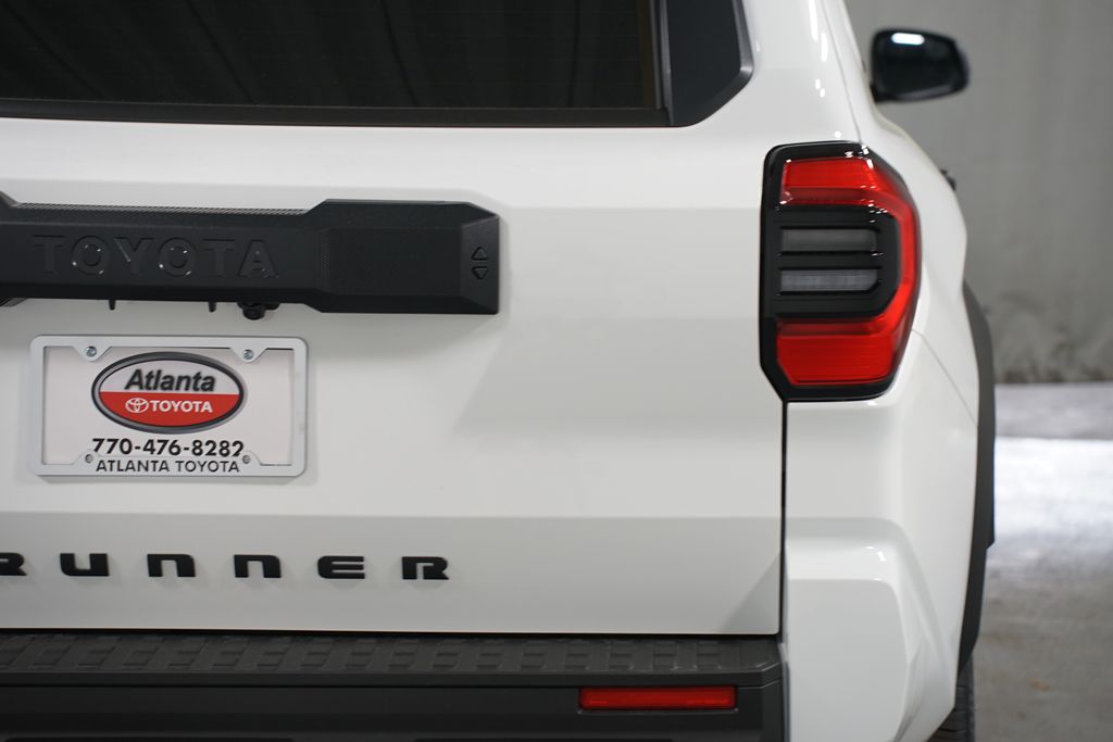 Thumbnail: 2026 Toyota 4Runner - 10