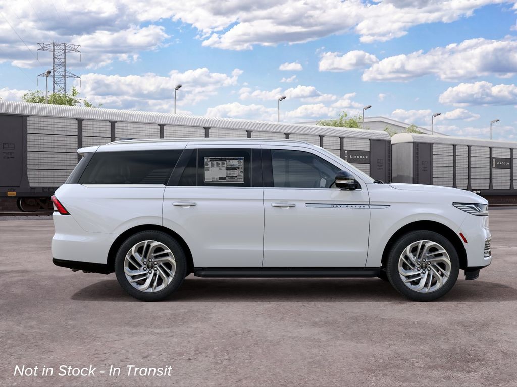 Thumbnail: 2027 Lincoln Navigator - 5