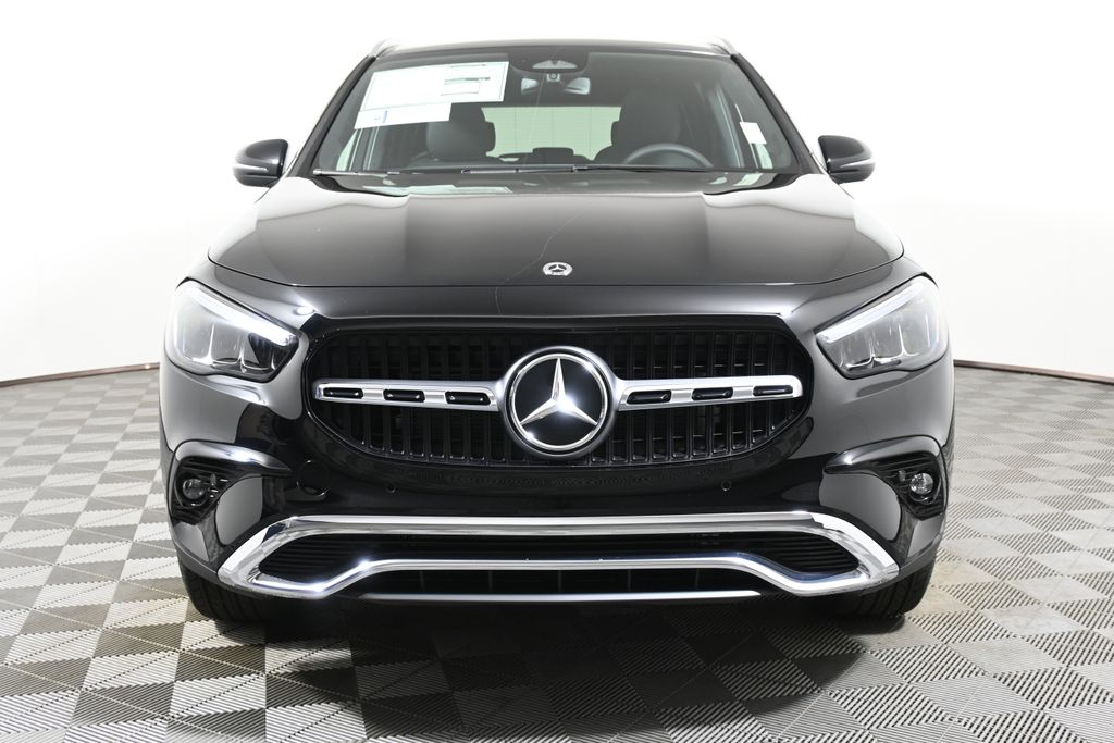 2025 Mercedes-Benz GLA 250 4MATIC 9