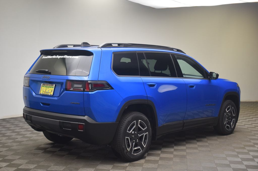 new 2026 Jeep Cherokee car, priced at $32,796