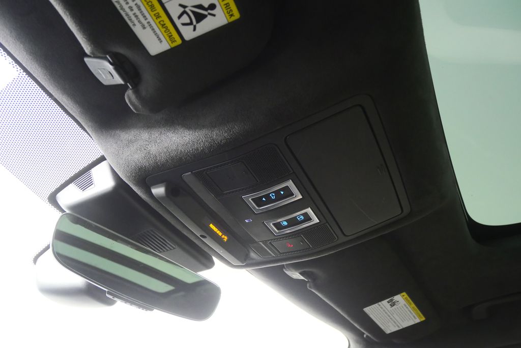 Thumbnail: 2019 Jaguar F-Pace - 22