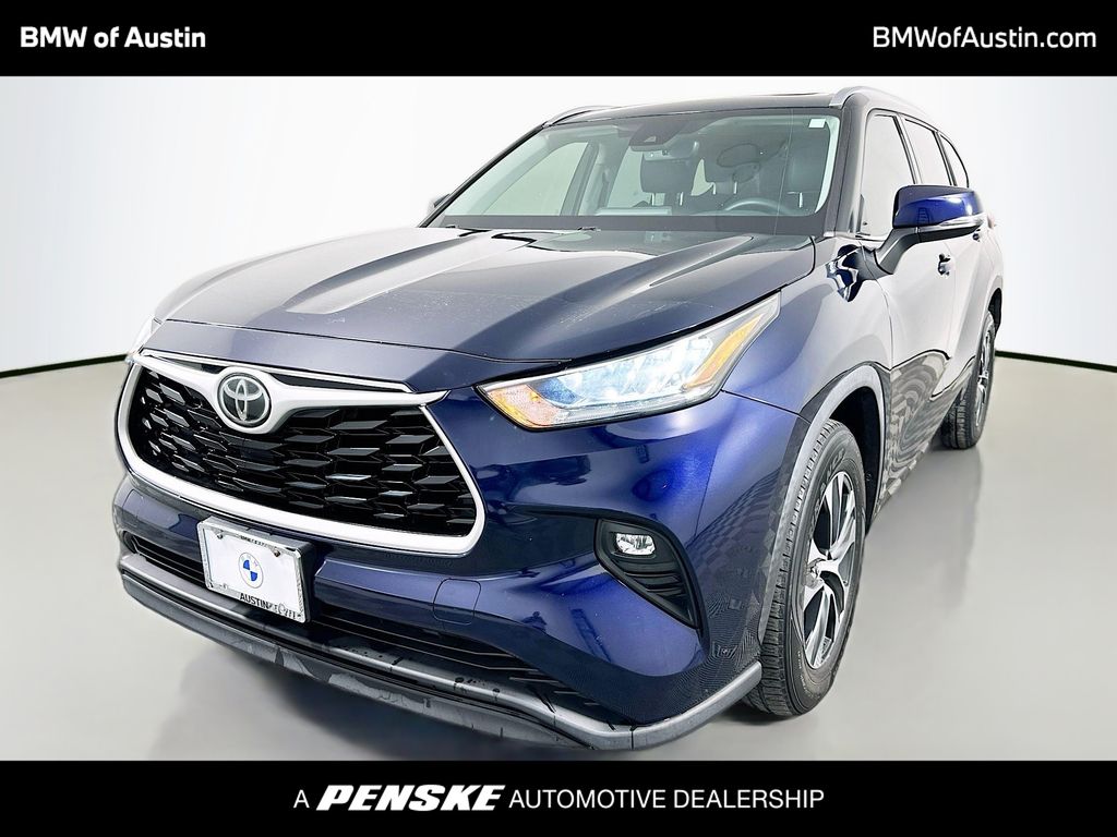 Thumbnail: 2020 Toyota Highlander - 1