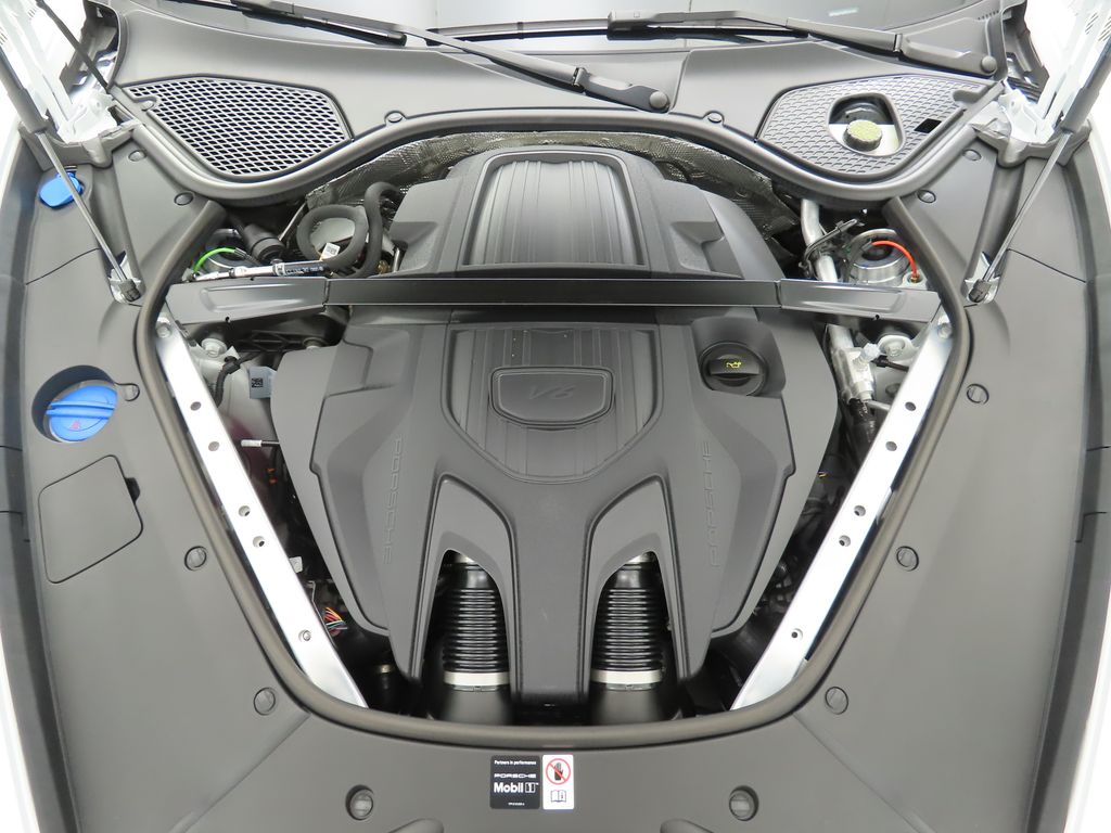 Thumbnail: 2025 Porsche Panamera - 31