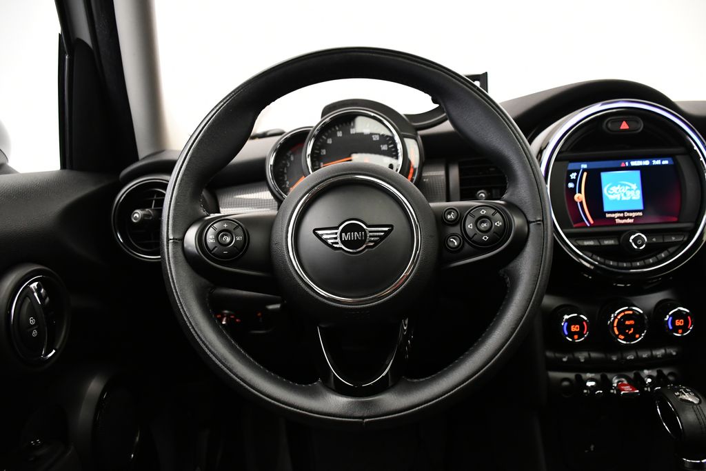 Thumbnail: 2019 MINI Cooper - 21