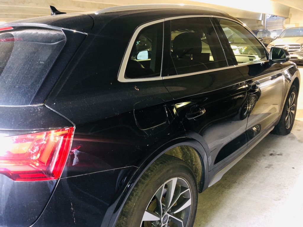 Thumbnail: 2021 Audi Q5 - 4