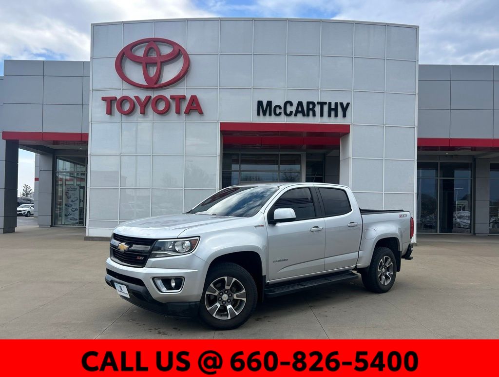 Silver Ice Metallic 2016 Chevrolet Colorado Z71 Crew Cab 4WD Pickup Truck Four-Wheel Drive 6-Speed Automatic