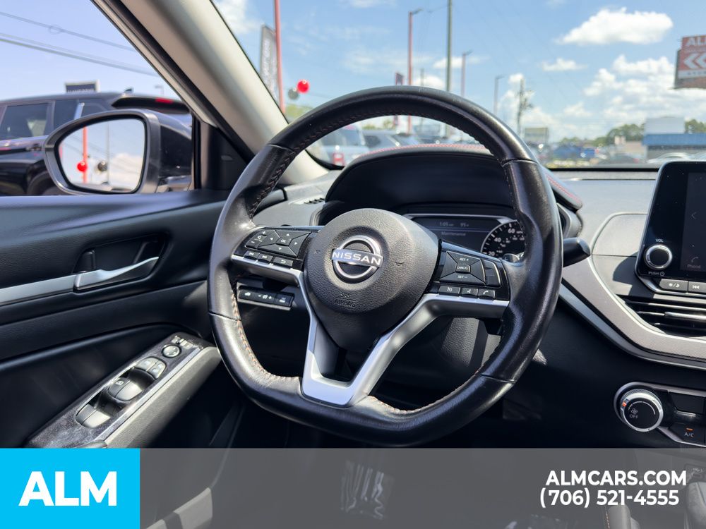 Used 2024 White Nissan 2.5 SR image 20