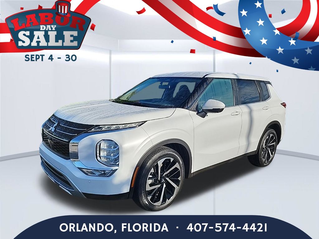 White 2024 Mitsubishi Outlander SUV / Crossover Front-Wheel Drive Continuously Variable Transmission