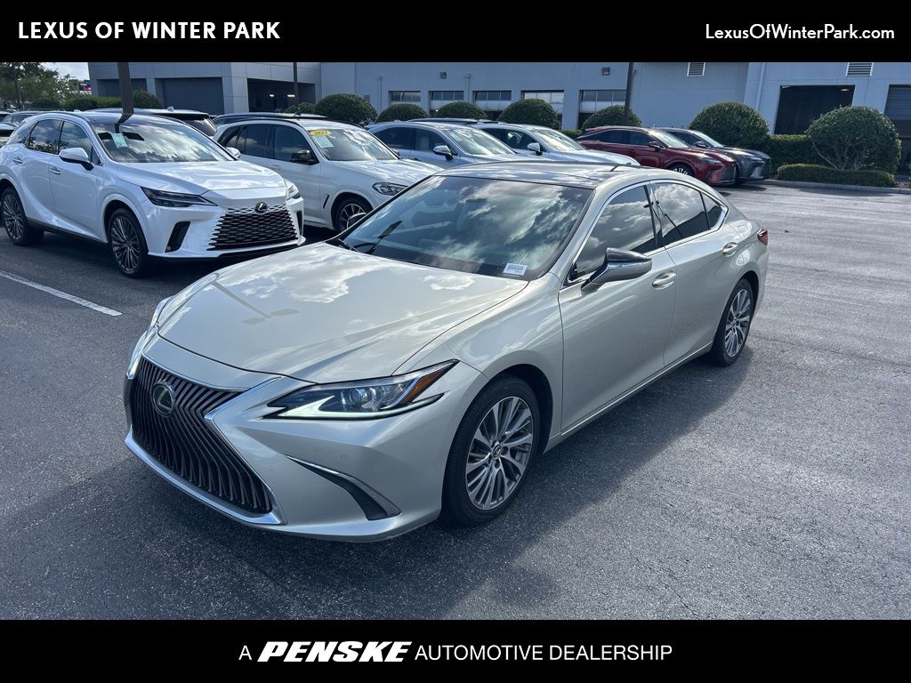 Thumbnail: 2019 Lexus ES - 1