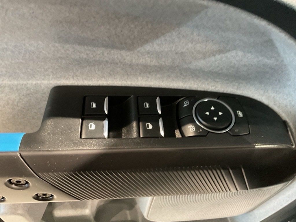 New 2026 White Ford XLT image 9