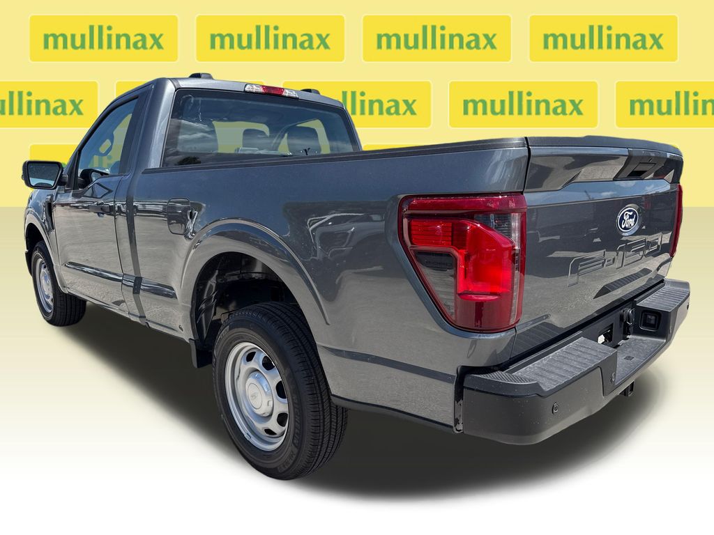 New 2026 Gray Ford XL image 4
