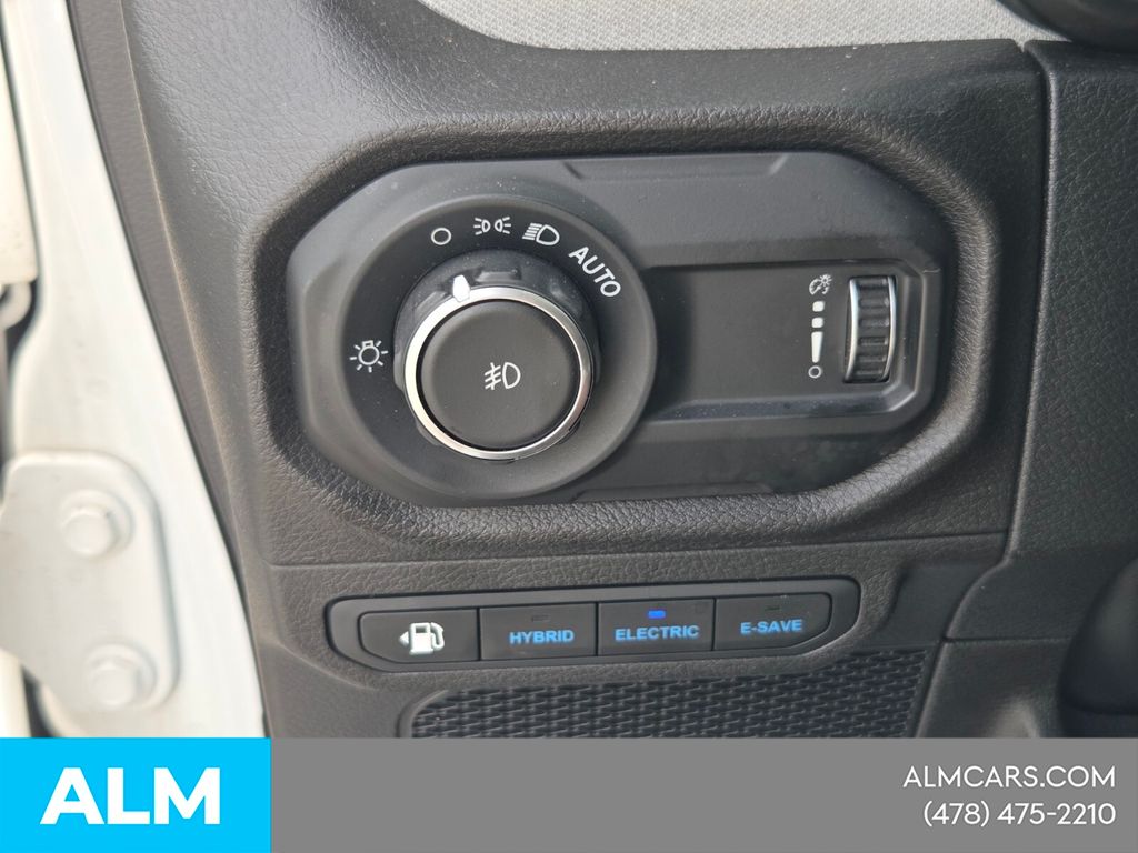Used 2024 White Jeep Sport S 4xe image 30