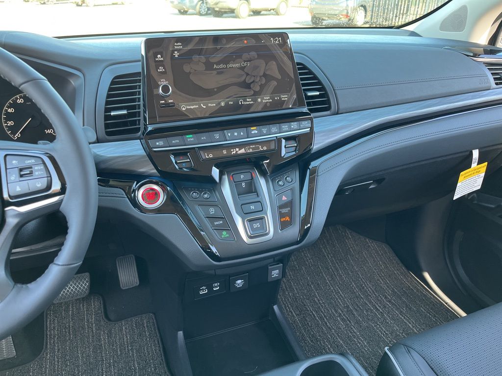 Thumbnail: 2026 Honda Odyssey - 10