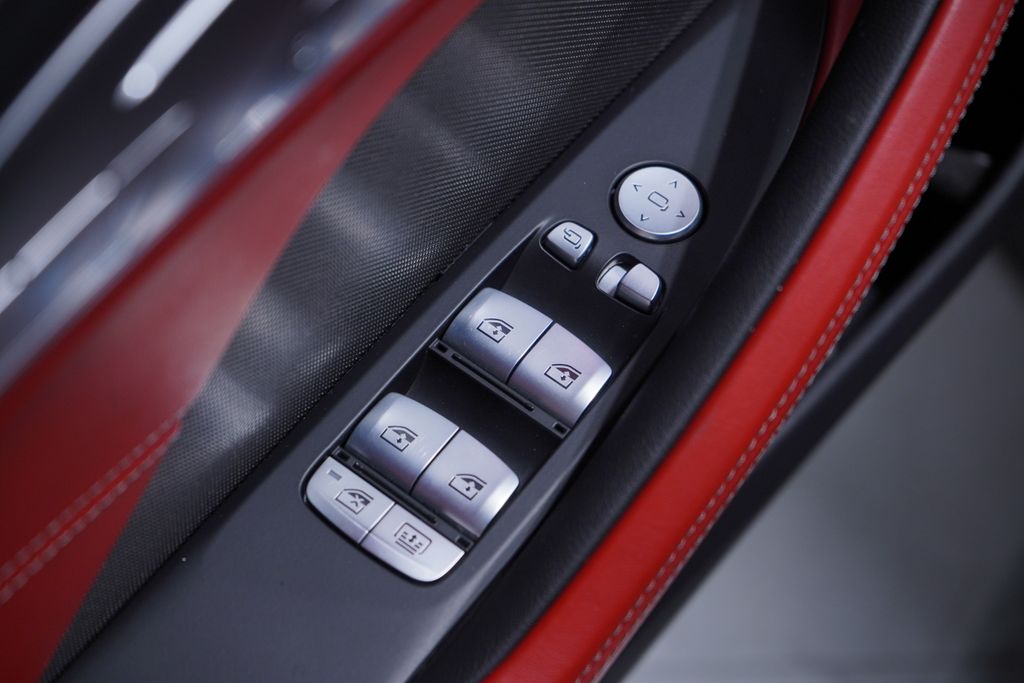 Thumbnail: 2024 BMW 8 Series - 17