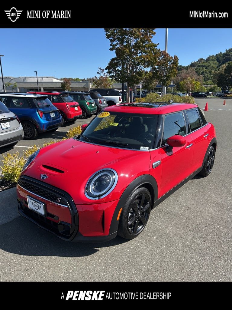 2023 MINI Cooper S Hero Image