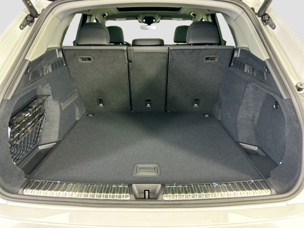 Thumbnail: 2025 Audi Q5 - 27