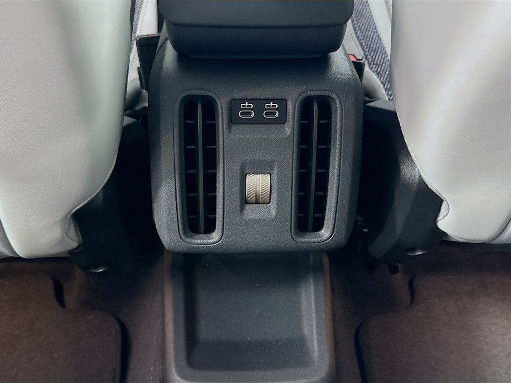 Thumbnail: 2025 MINI Cooper Countryman - 18