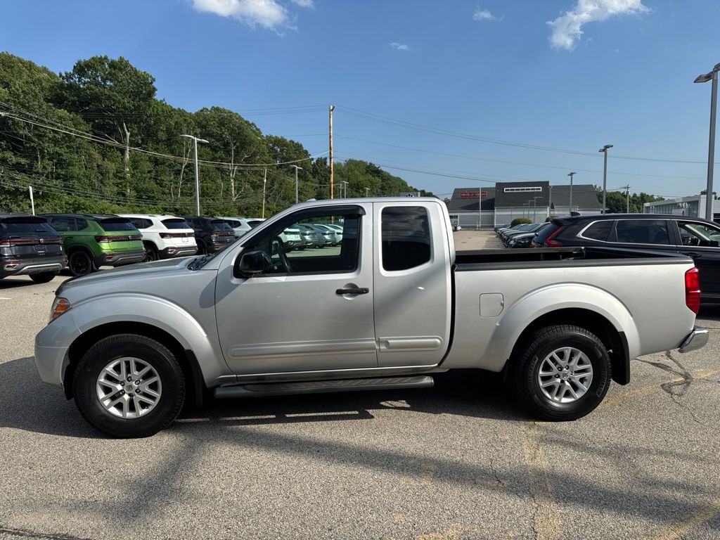 Silver 2014 Nissan Frontier Pickup Truck 4X2 5-Speed Automatic Overdrive