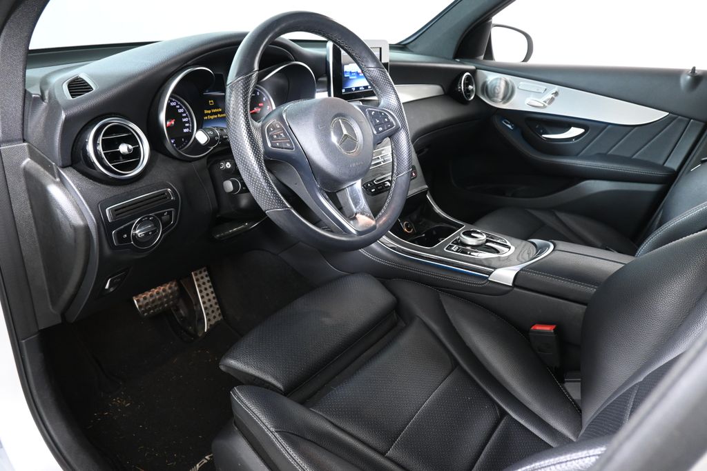 Thumbnail: 2019 Mercedes-Benz GLC - 4