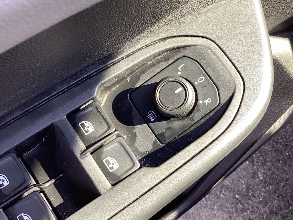 Used 2022 Volkswagen Taos SUV