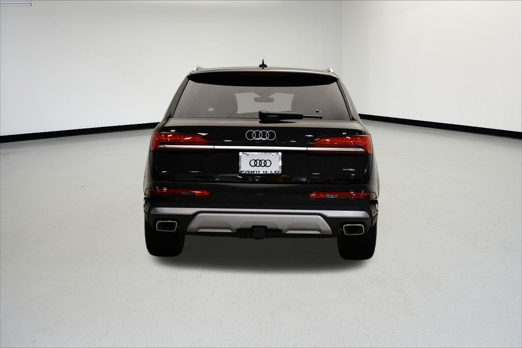 Thumbnail: 2025 Audi Q7 - 4