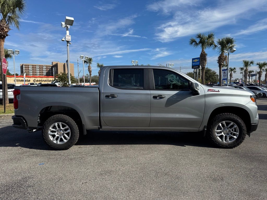 2025 Chevrolet Silverado 1500 WT 8