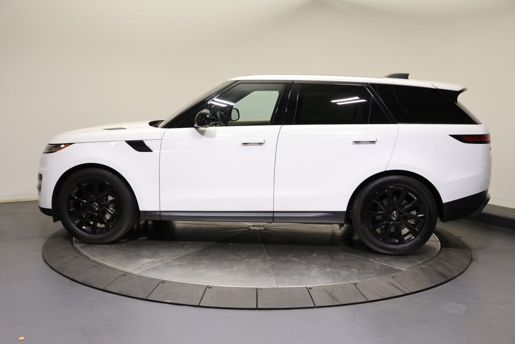 Thumbnail: 2023 Land Rover Range Rover Sport - 2