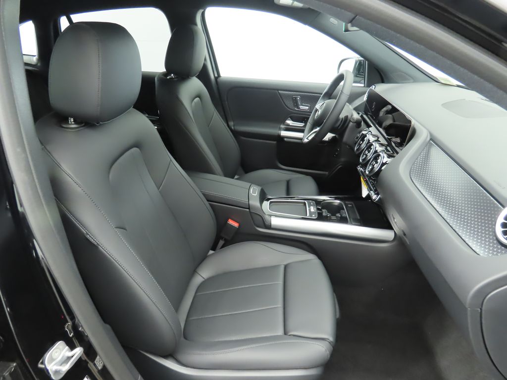 2025 Mercedes-Benz GLA 250 21