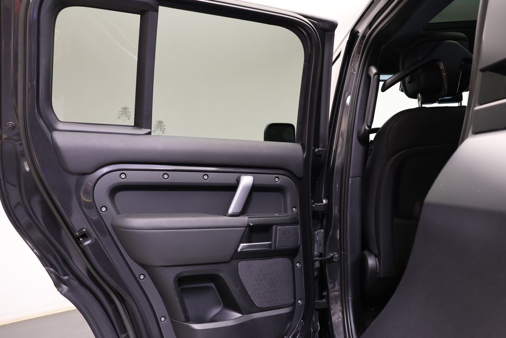 Thumbnail: 2023 Land Rover Defender - 32
