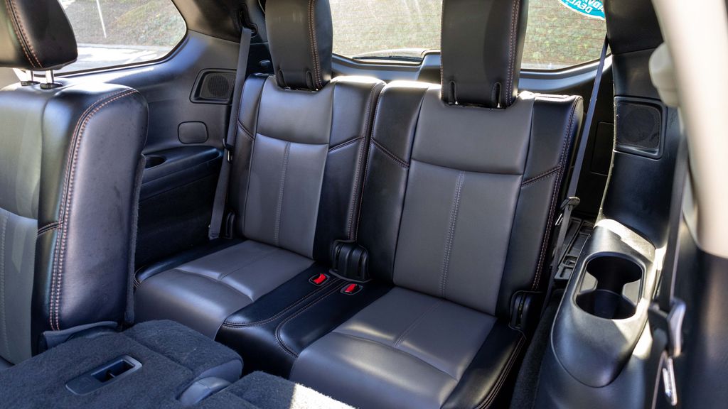 Used 2019 Nissan Pathfinder SL 4D Sport Utility