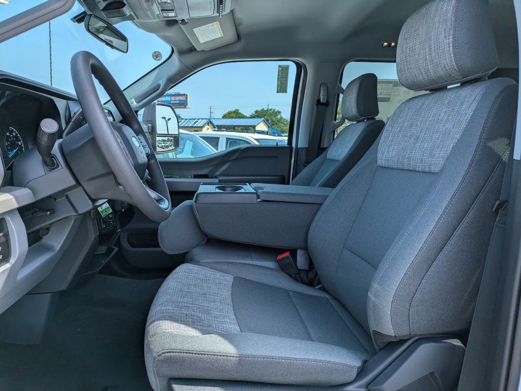2026 Ford F-350 Super Duty XLT
