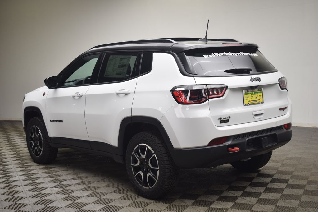 new 2026 Jeep Compass car, priced at $37,675