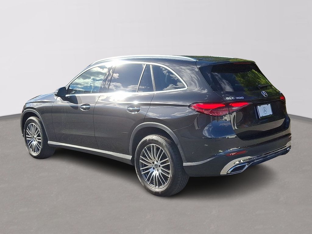 Thumbnail: 2025 Mercedes-Benz GLC - 6