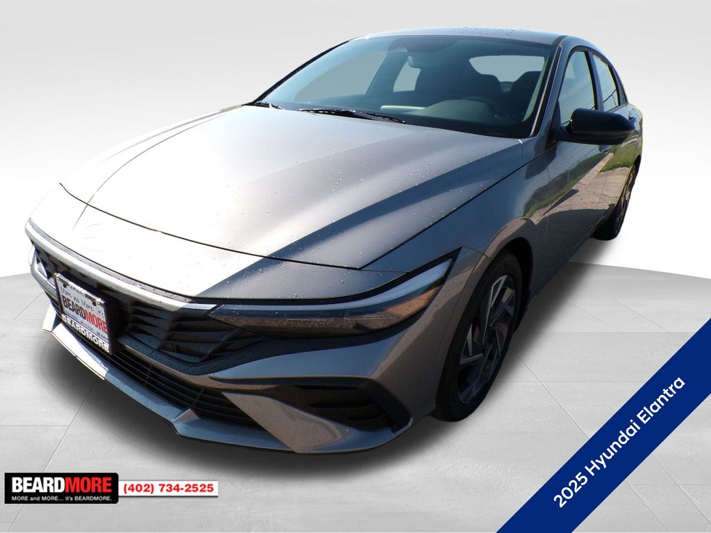 2025 Hyundai Elantra SEL Sport FWD