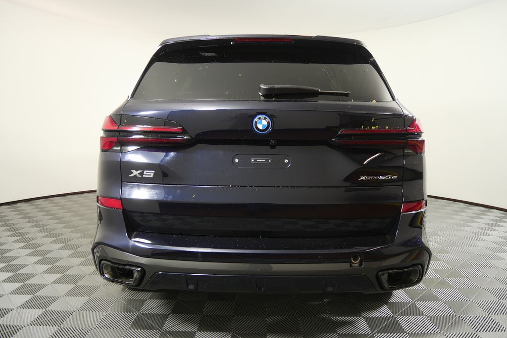 Thumbnail: 2026 BMW X5 - 4