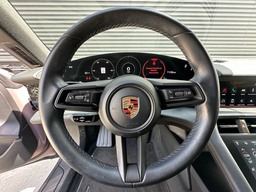 2022 Porsche Taycan  17