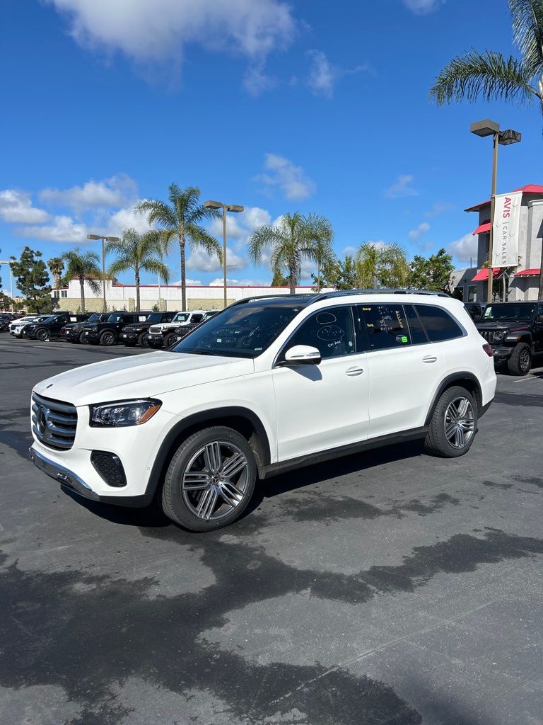 White 2025 Mercedes-Benz GLS 450 4MATIC SUV / Crossover All-Wheel Drive 9-Speed Automatic