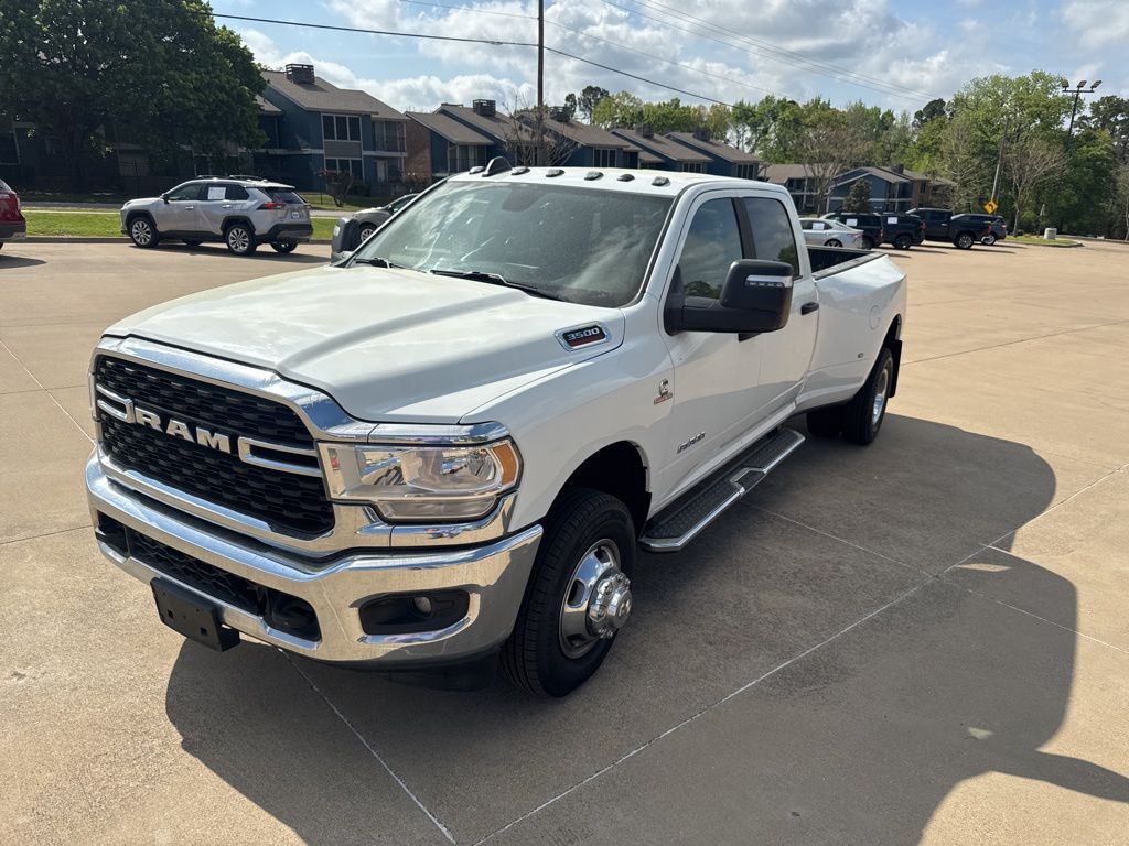 2024 RAM 3500 Big Horn Crew Cab LB DRW 4WD