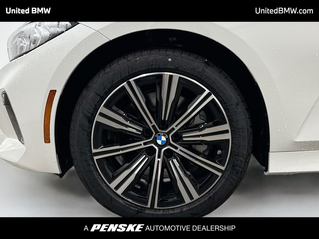 Thumbnail: 2026 BMW 3 Series - 2