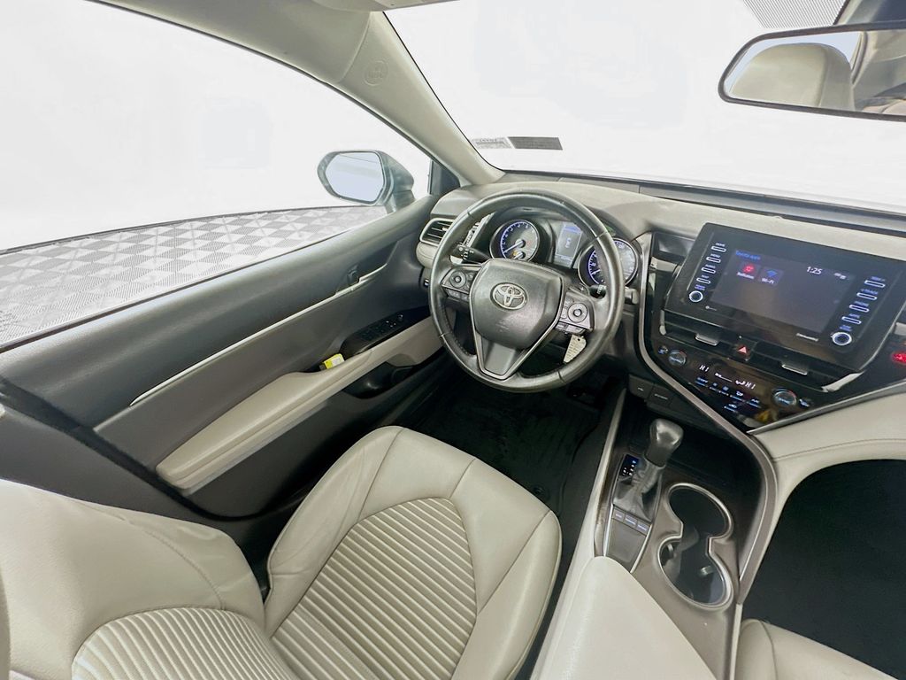 Used 2023 Silver Toyota SE image 9