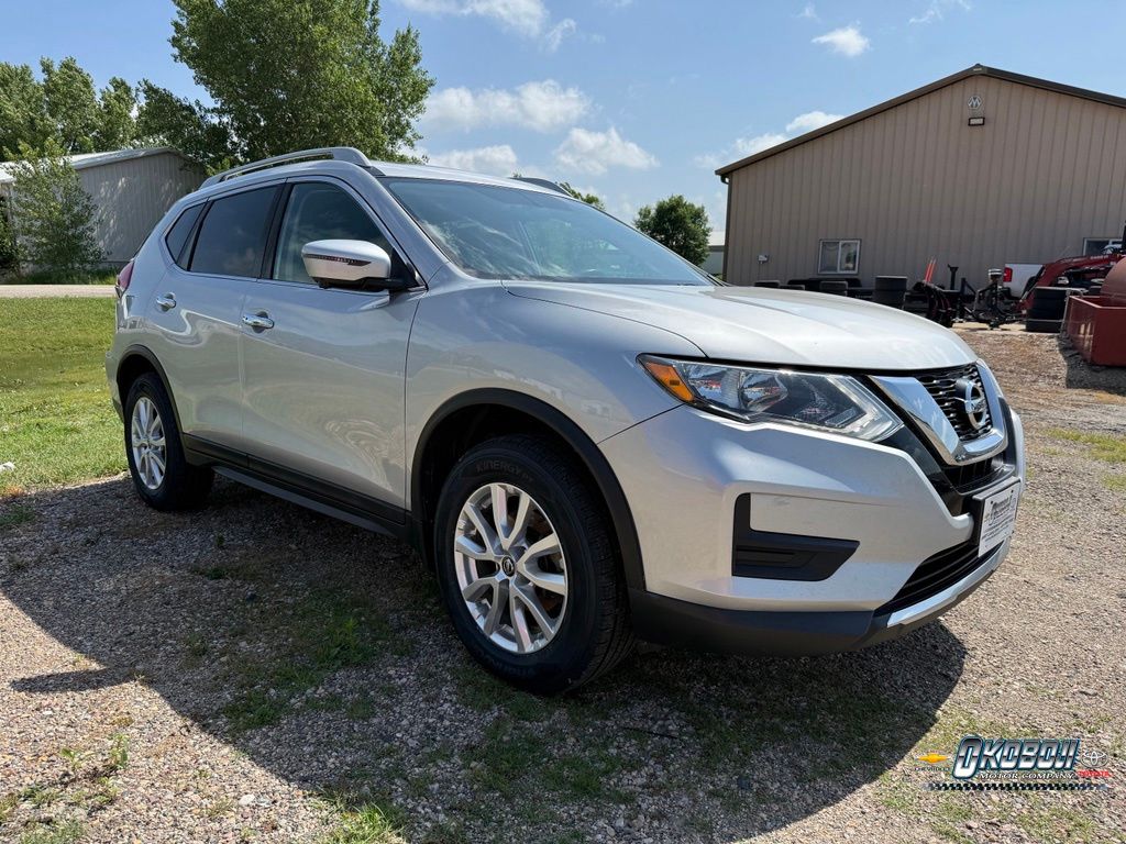  2017 Nissan Rogue SV AWD   
