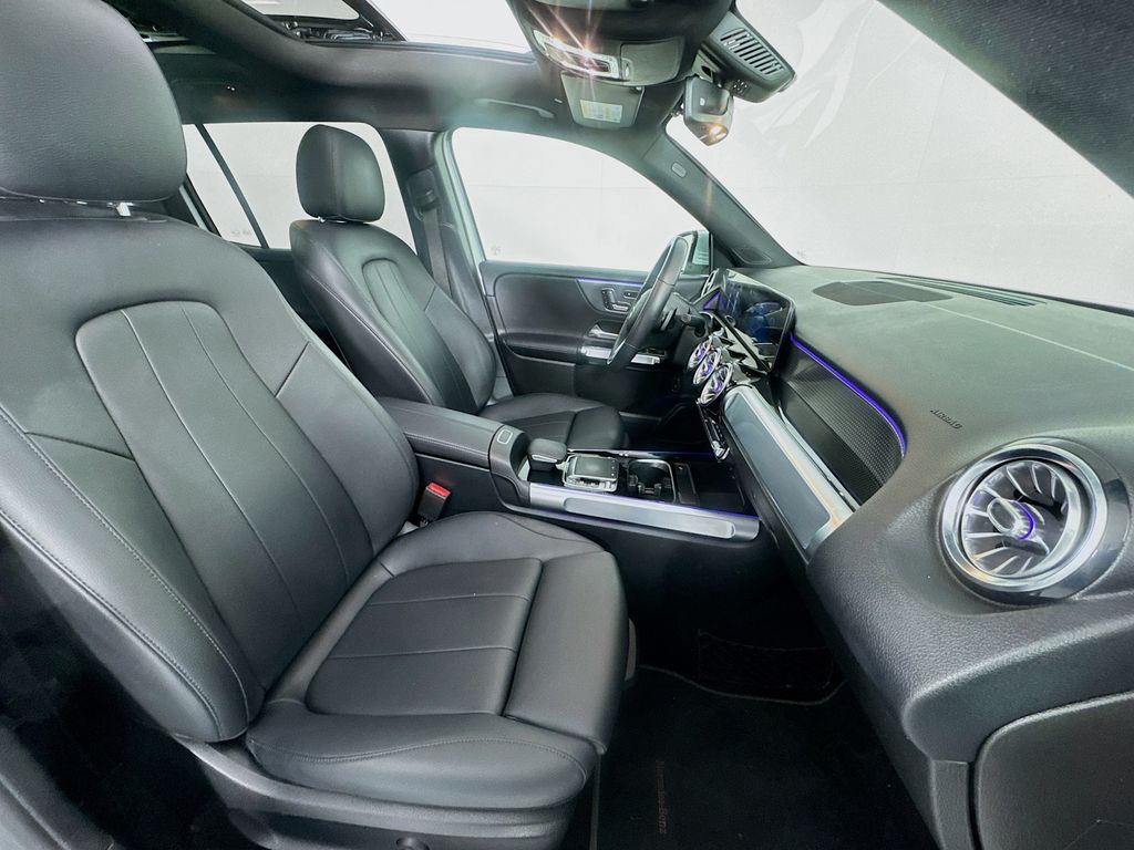 Used Car 2020 Mercedes-benz Glb  Glb 250 For Sale Under $25,000 In Austin, Texas