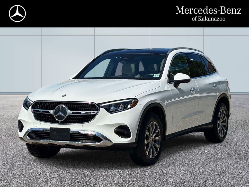 2023 Mercedes-Benz GLC 300 4MATIC