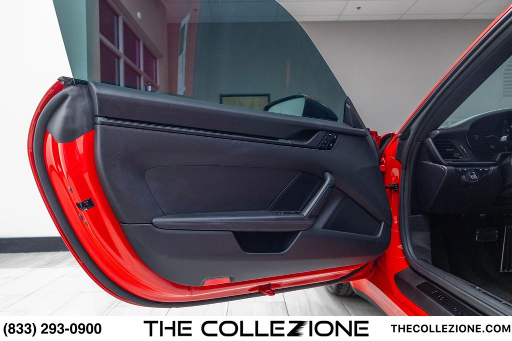 2023 Porsche 911