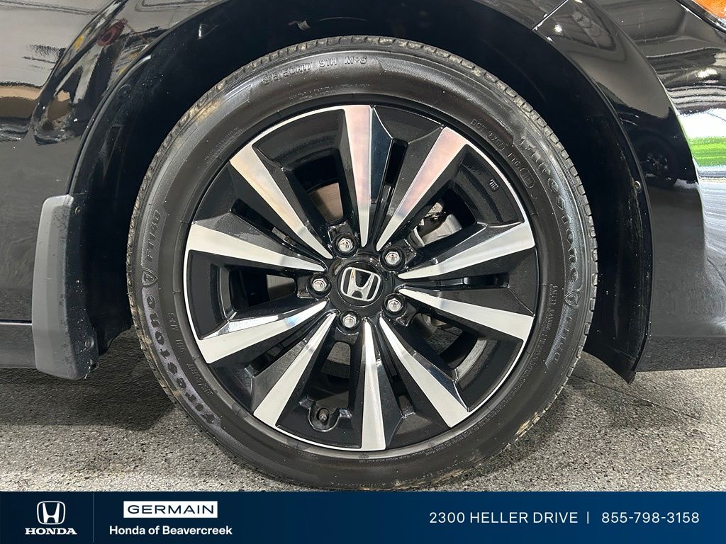 Used 2023 Black Honda EX image 12