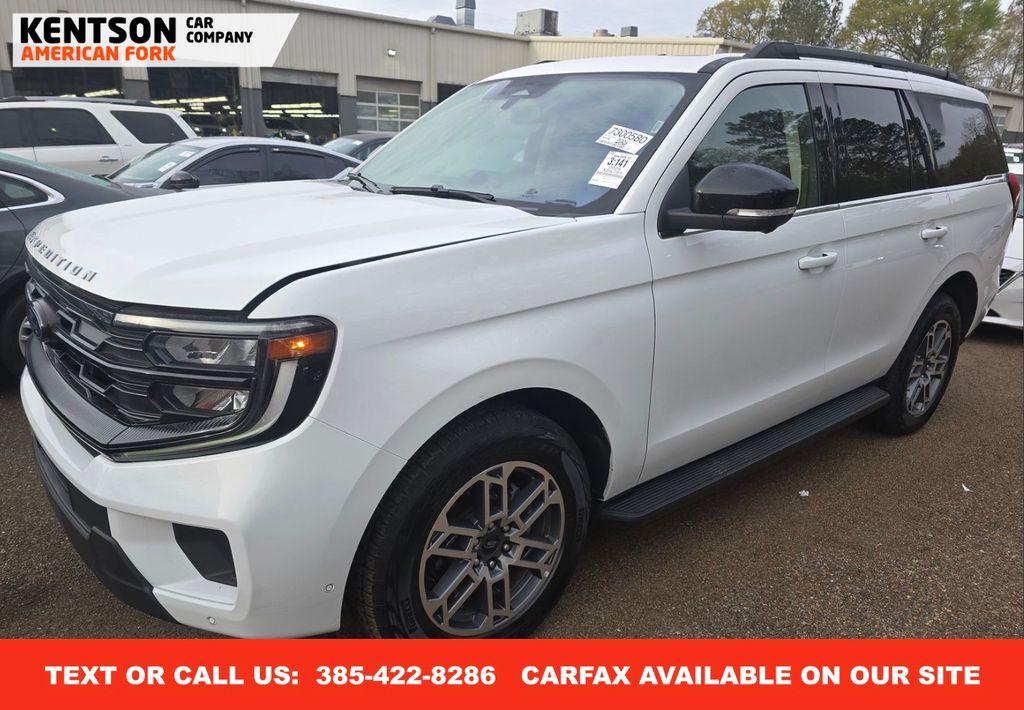 2025 Ford Expedition Active 4WD