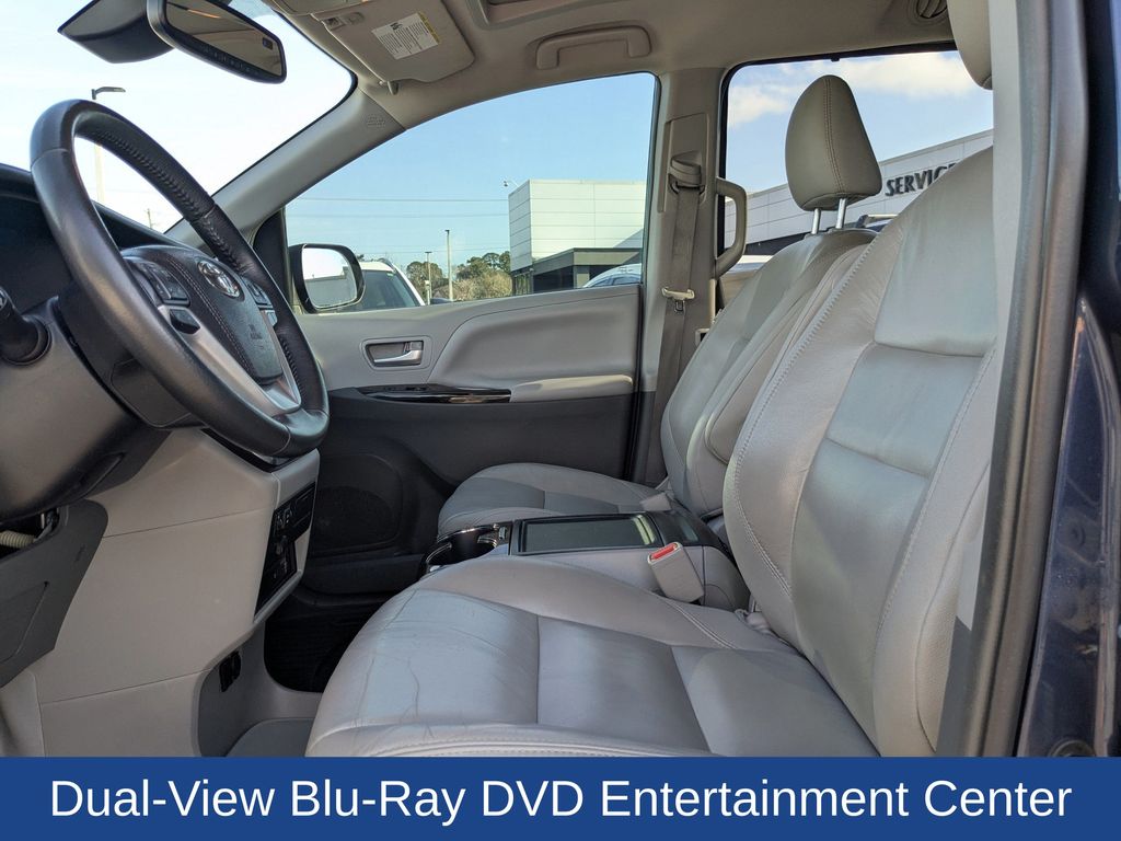 2018 Toyota Sienna XLE Premium 7 Passenger
