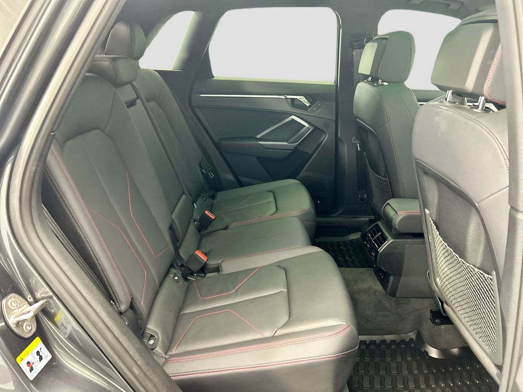 Thumbnail: 2025 Audi Q3 - 20