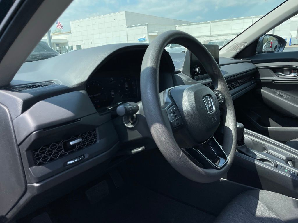 Thumbnail: 2025 Honda Accord - 27