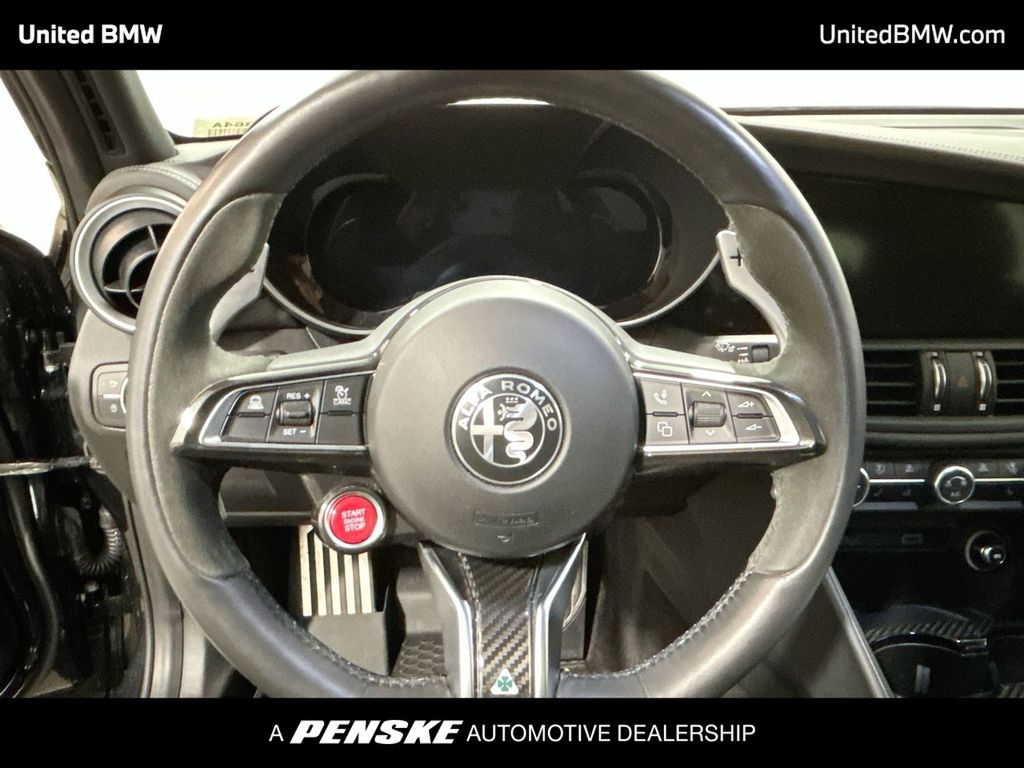 Thumbnail: 2024 Alfa Romeo Giulia - 14